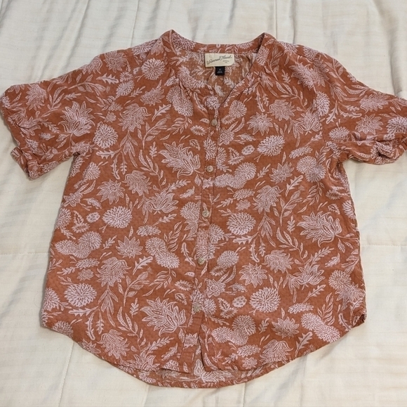 Universal Thread Tops - UNIVERSAL Thread Pretty Floral Button Up Top Size XS